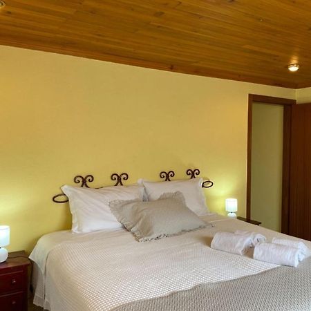 Casa Do Portao Azul - Dourada Apartment Atouguia Da Baleia Ngoại thất bức ảnh