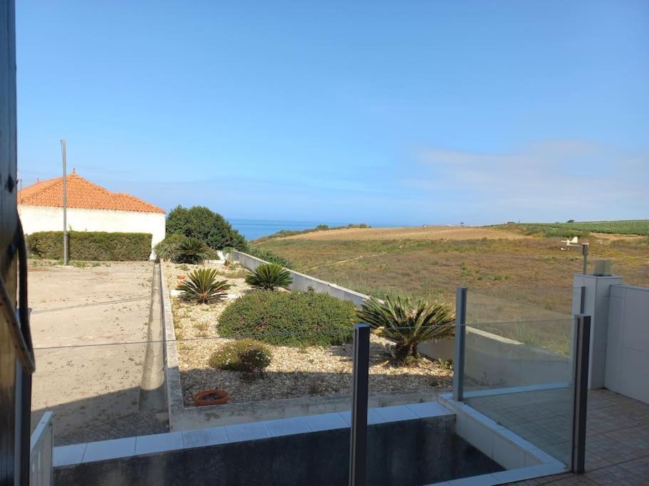 Casa Do Portao Azul - Dourada Apartment Atouguia Da Baleia Ngoại thất bức ảnh